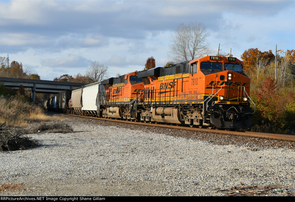 BNSF 7810